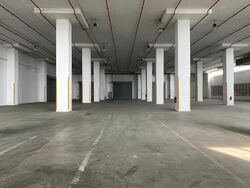West Coast Gardens (D5), Warehouse #470474401